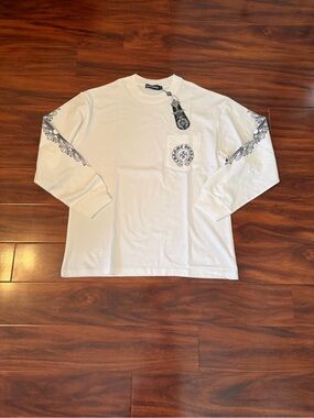 White Long-Sleeve Graphic Pocket Tee